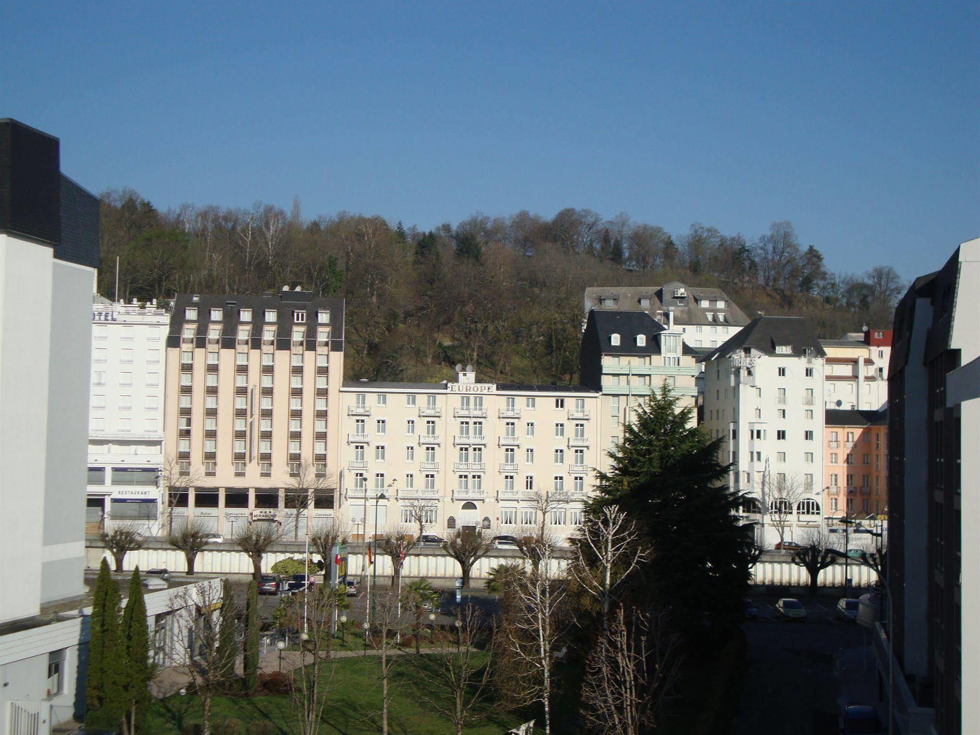 Hôtel Au Petit Languedoc Lourdes Extérieur photo