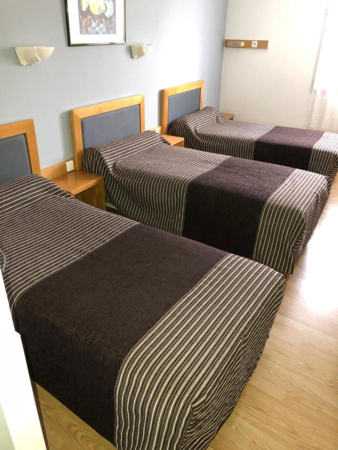 Hôtel Au Petit Languedoc Lourdes Extérieur photo